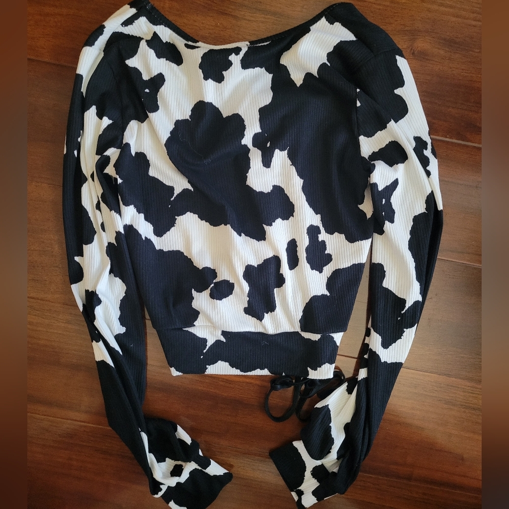Ivory Black Cow Print Ribbed Crop Top Alter’d State Size S NWT Tie Front Western - Picture 5 of 5